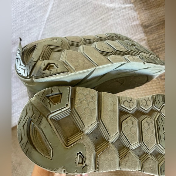 Hoka Clifton Suede Blue limited editio. Unisex women’s 8.5 - Picture 6 of 11